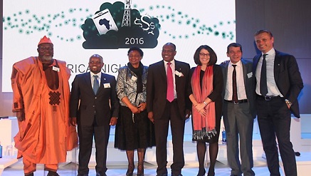 (L-r): Adebayo Shittu, Nigerian minister of Telecommunications and Technology; Jean-Philbert Nsengimana, Rwanda Minister for ICT and Youth;  Prof. Hlengiwe Mkhize, Deputy Minister of Telecommunications and Postal Services, South Africa; Dr. Hamadoun Touré, Executive Director of the SMART Africa Program; Ms. Cynthia Gordon  an Executive Vice President and Chief Executive Officer for Africa Division at Millicom International Cellular; Mr. Christian de Faria, Chief Executive Officer and MD for Airtel Africa,